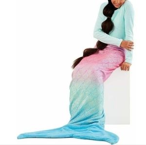 Girl: Justice Mermaid Tail Blanket